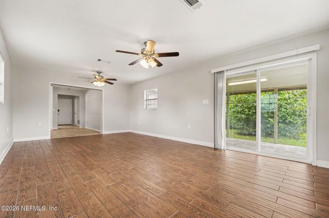 8232 FROST Street N, Jacksonville, FL 32221