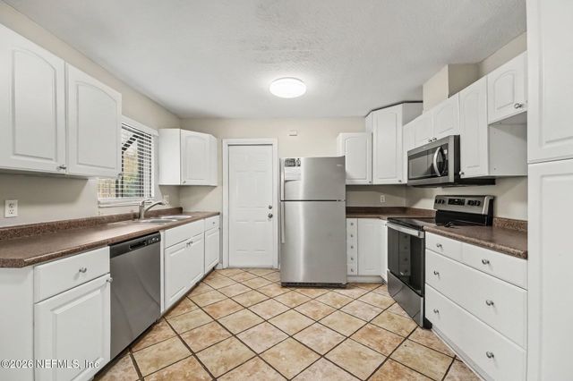 8232 FROST Street N, Jacksonville, FL 32221