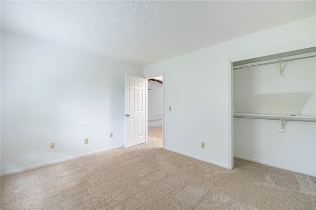 644 Pine Needles Drive, Washington Twp, OH 45458