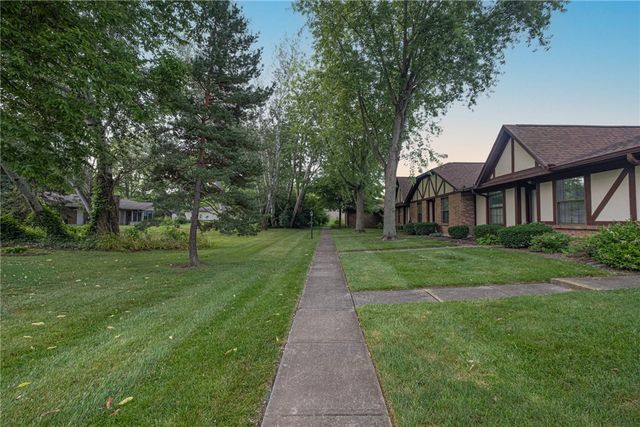 644 Pine Needles Drive, Washington Twp, OH 45458