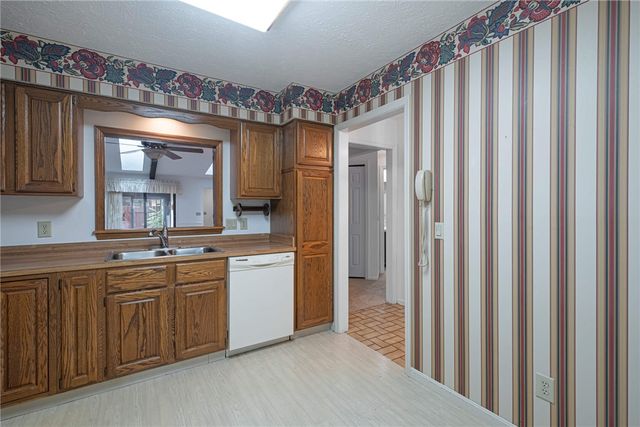644 Pine Needles Drive, Washington Twp, OH 45458