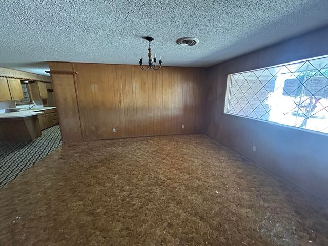 1926 Avenue H, Levelland, TX 79336