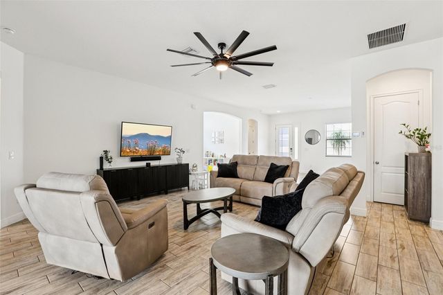 4026 SALIDA DELSOL DRIVE, Sun City Center, FL 33573