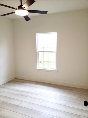 6718 La Salle Dr, Corpus Christi, TX 78414