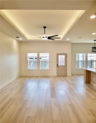 6718 La Salle Dr, Corpus Christi, TX 78414