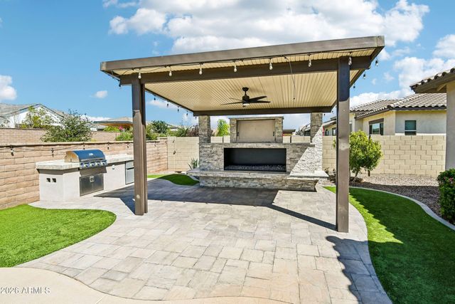 6138 S GRANITE Street, Gilbert, AZ 85298