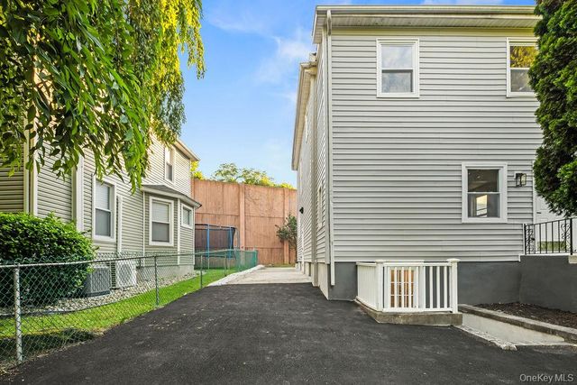18 Anna Street, Nyack, NY 10960