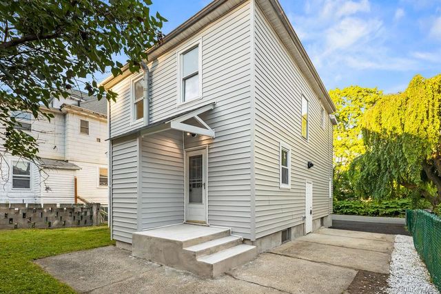 18 Anna Street, Nyack, NY 10960