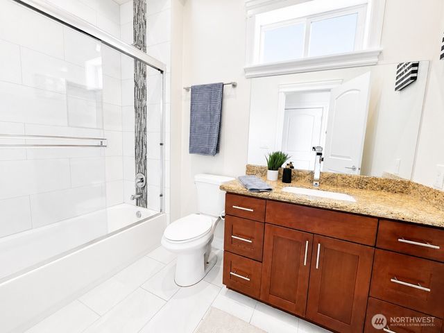 2914 S 135th Street, Tukwila, WA 98168