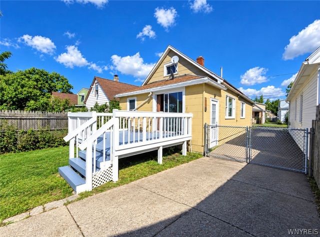 43 Lemon Street, Lackawanna, NY 14218