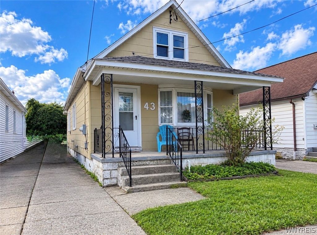 43 Lemon Street, Lackawanna, NY 14218