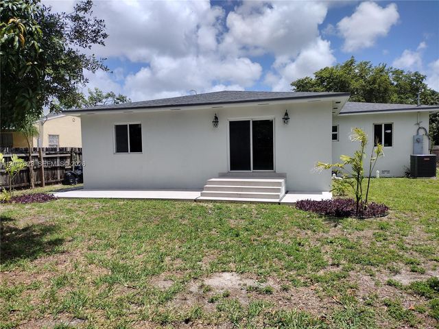 300 S Biscayne River Drive, Miami, FL 33169