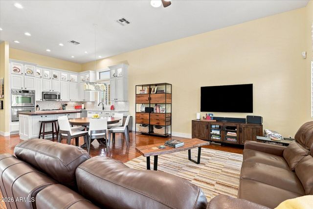7963 E SUGARLOAF Circle, Mesa, AZ 85207