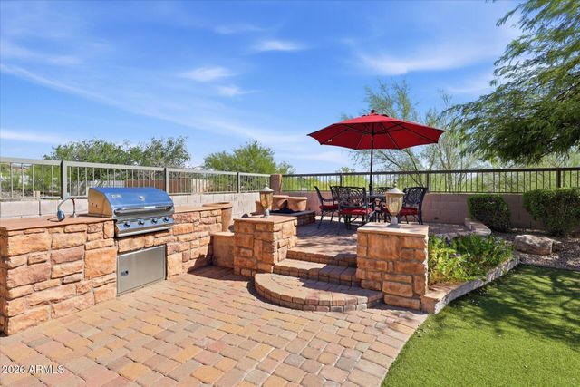 7963 E SUGARLOAF Circle, Mesa, AZ 85207