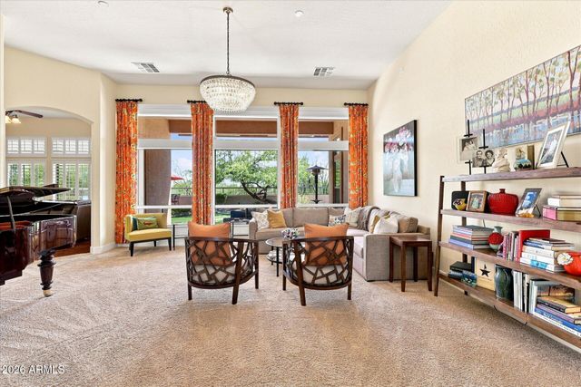 7963 E SUGARLOAF Circle, Mesa, AZ 85207