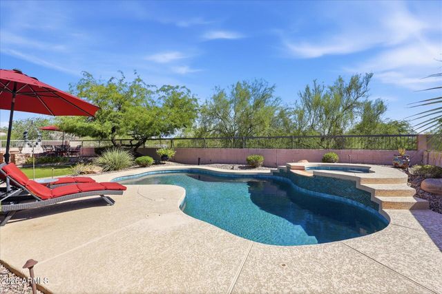 7963 E SUGARLOAF Circle, Mesa, AZ 85207