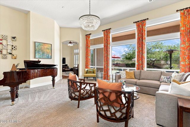 7963 E SUGARLOAF Circle, Mesa, AZ 85207