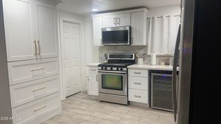 326 N 39TH Drive N, Phoenix, AZ 85009