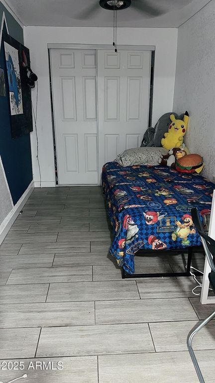 Image 12 of property listing at 326 N 39TH Drive N, Phoenix, AZ 85009