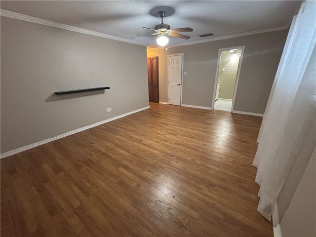 4957 Shadowbend Dr, Corpus Christi, TX 78413