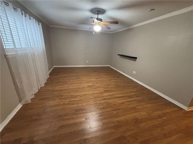 4957 Shadowbend Dr, Corpus Christi, TX 78413