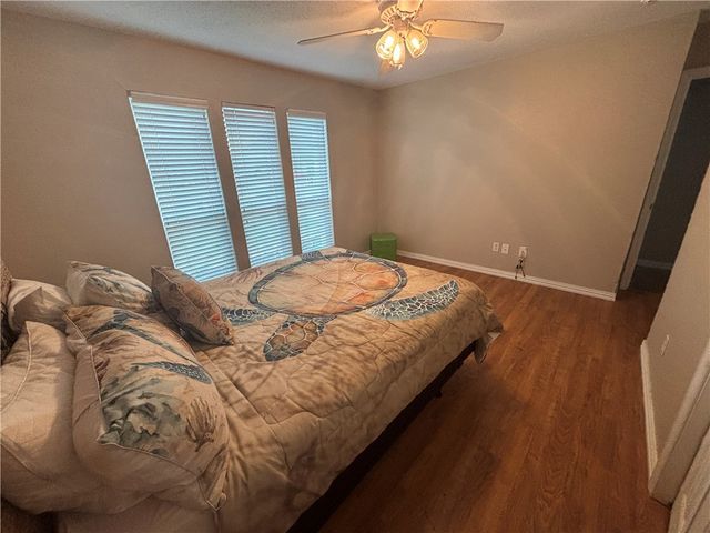 4957 Shadowbend Dr, Corpus Christi, TX 78413