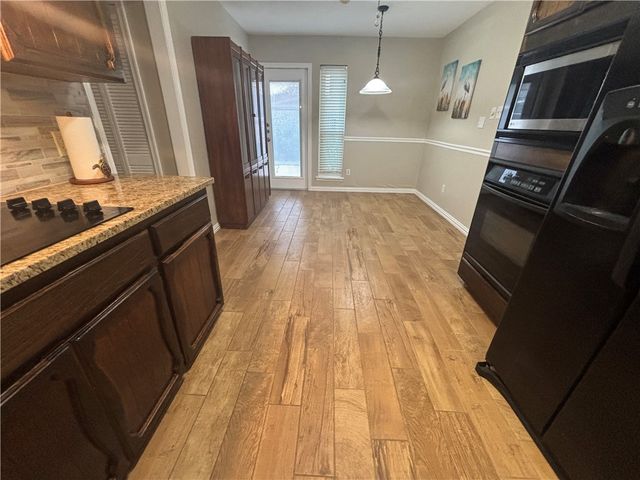 4957 Shadowbend Dr, Corpus Christi, TX 78413