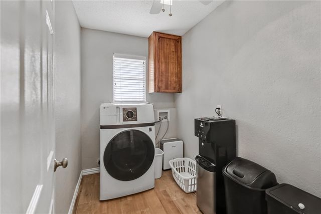 4957 Shadowbend Dr, Corpus Christi, TX 78413