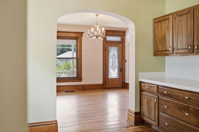 484 County Line Road W, Westerville, OH 43082