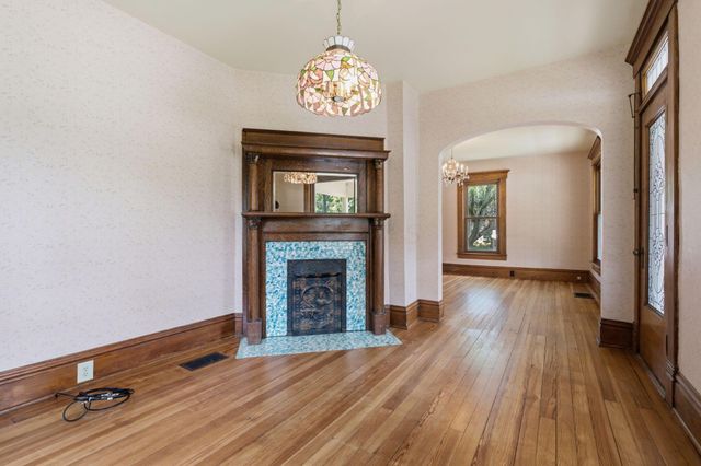 484 County Line Road W, Westerville, OH 43082