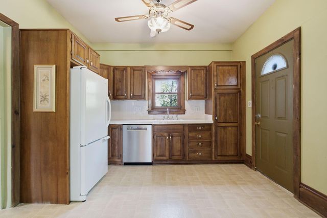 484 County Line Road W, Westerville, OH 43082