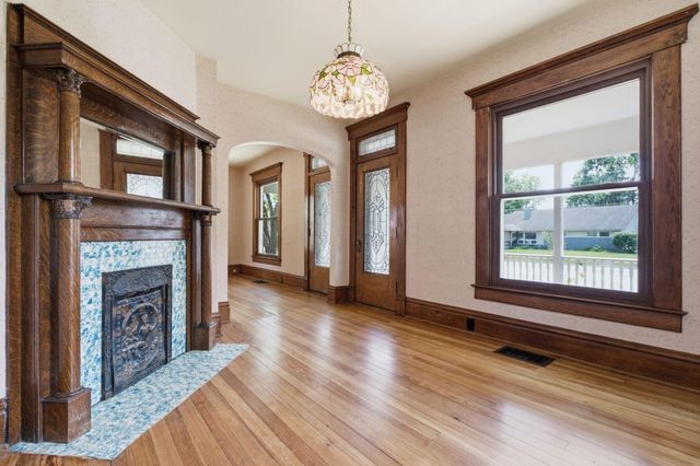 484 County Line Road W, Westerville, OH 43082