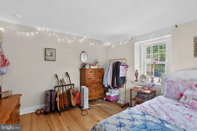 1214 PROVIDENCE RD, Springfield, PA 19064