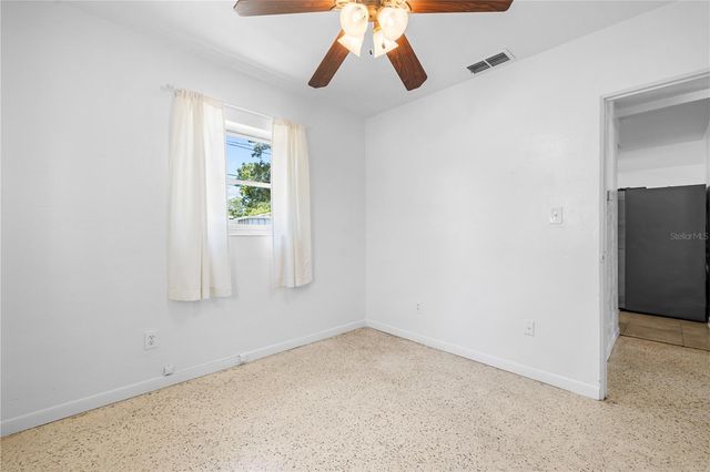4992 99TH WAY N, St Petersburg, FL 33708