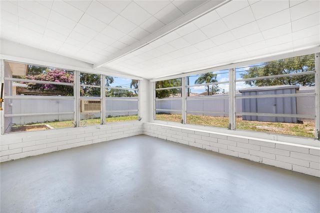 4992 99TH WAY N, St Petersburg, FL 33708