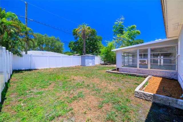 4992 99TH WAY N, St Petersburg, FL 33708
