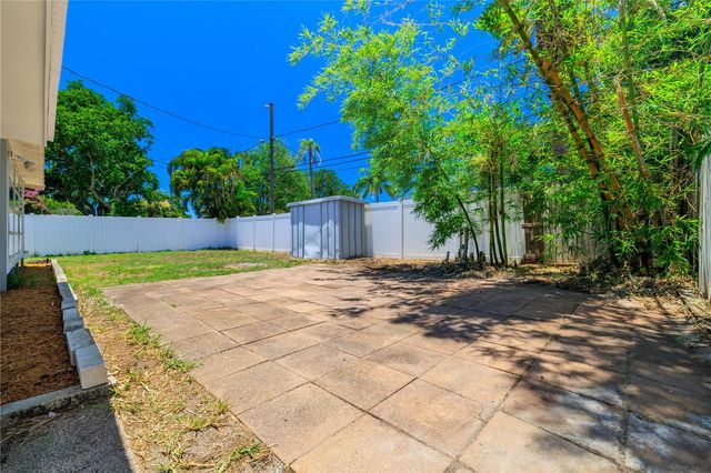 4992 99TH WAY N, St Petersburg, FL 33708
