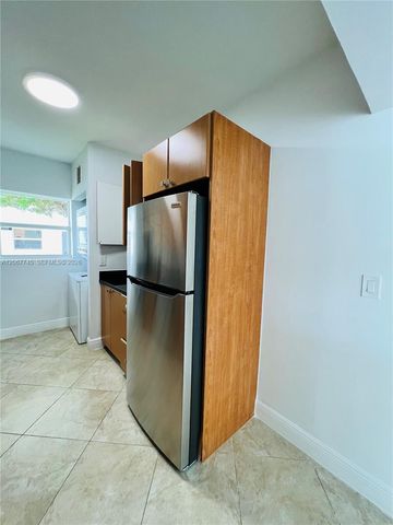 946 Bay Drive 7, Miami Beach, FL 33141