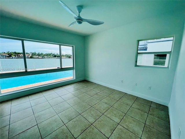 946 Bay Drive 7, Miami Beach, FL 33141