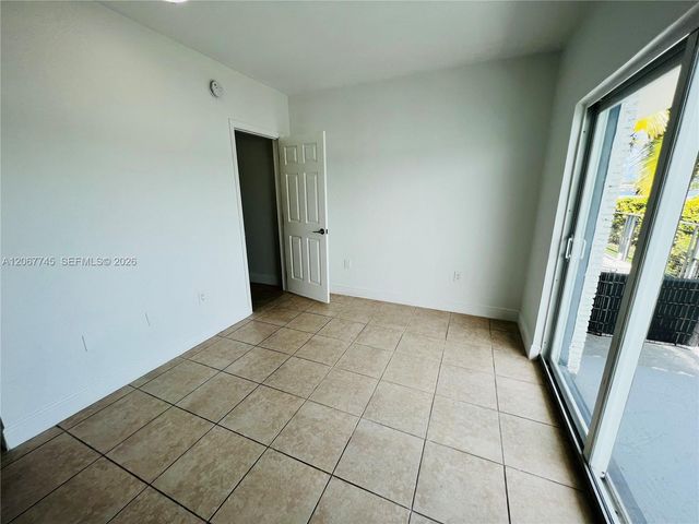 946 Bay Drive 7, Miami Beach, FL 33141