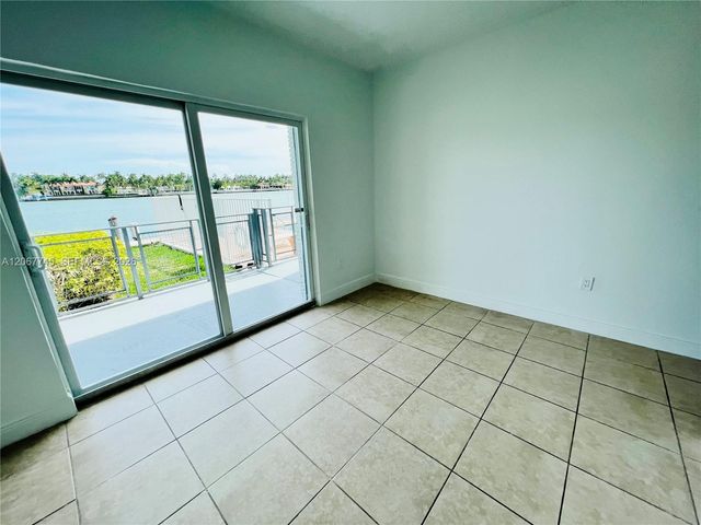 946 Bay Drive 7, Miami Beach, FL 33141