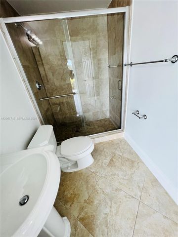 946 Bay Drive 7, Miami Beach, FL 33141