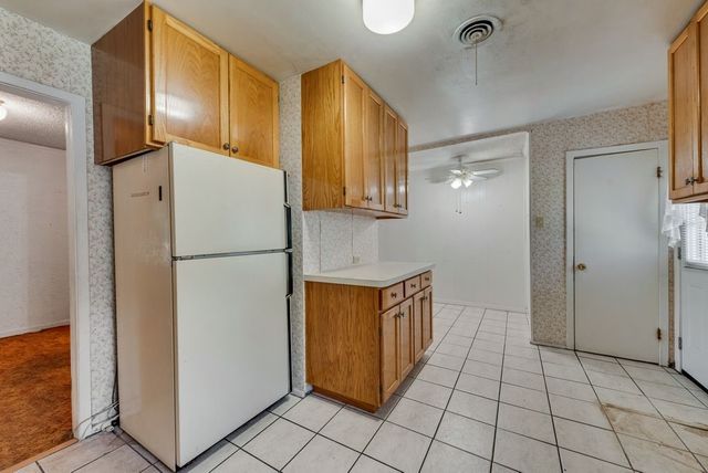 2219 Morgan Street, Irving, TX 75062
