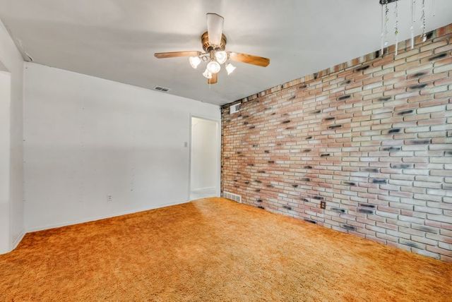 2219 Morgan Street, Irving, TX 75062