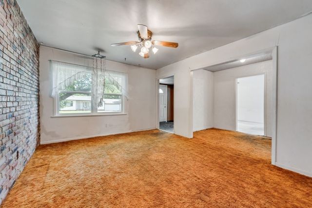 2219 Morgan Street, Irving, TX 75062