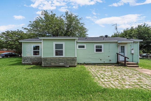 2219 Morgan Street, Irving, TX 75062