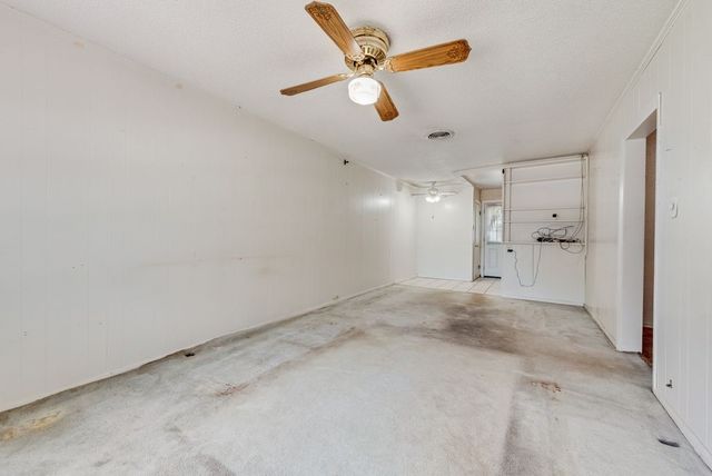 2219 Morgan Street, Irving, TX 75062