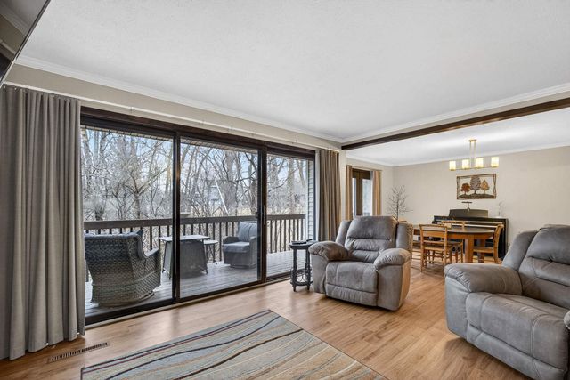 1208 35th Street Drive M, Moline, IL 61265