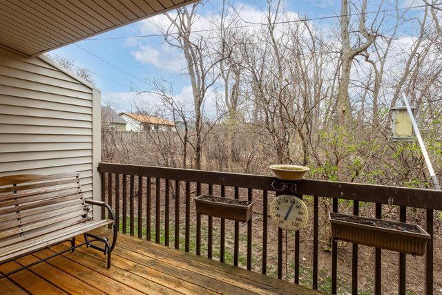 1208 35th Street Drive M, Moline, IL 61265