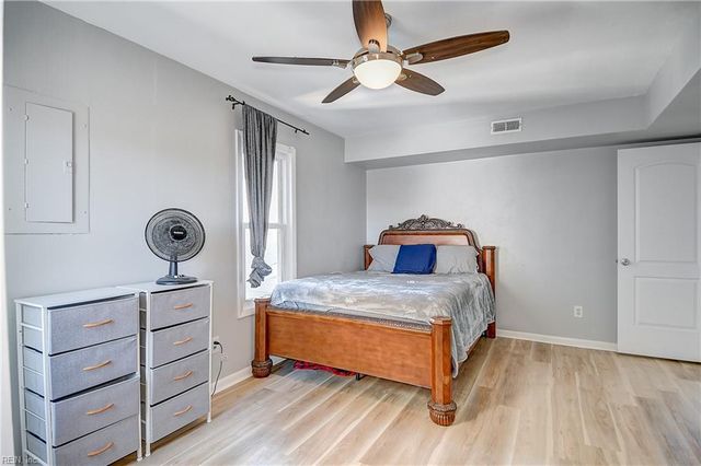 1326 W Ocean View Ave Apt B, Norfolk, VA 23503